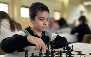 Léo Doucet remporte le Vimeu Chess Tour avec brio !!! Olivier Delabarre, vice-champion du Monde de Chess Boxing remporte la dernière étape. Magnifique 2ème place de Justine Doudoux championne de la somme et des Hauts-de-France